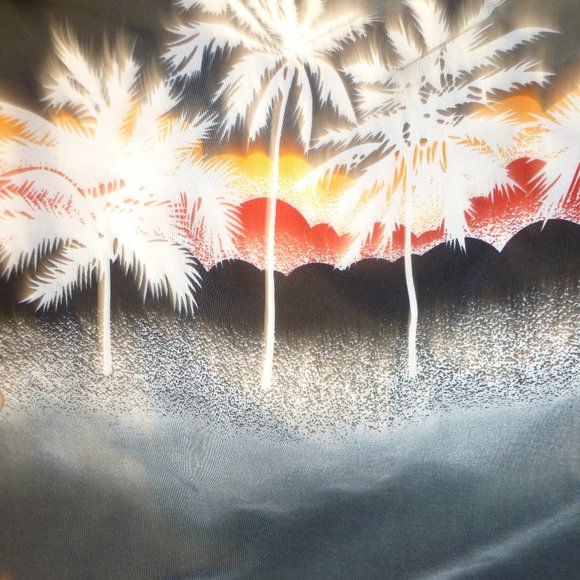 - Summer sale- KENNINGTON LTD men's palm tree-print HAWAIIAN Shirt./ XL - Picture 9 of 9